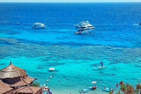 “Travel Guide to Sharm El Sheikh: Attractions, Hotel Apartments & Tips”