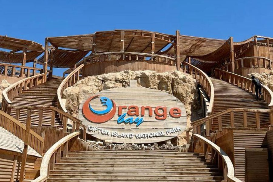 Hurghada: Luxury Cruise Trip to Orange Bay with Lunch