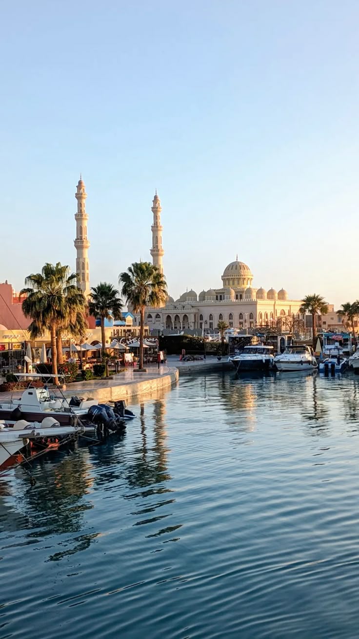 الغردقة وشرم الشيخ من أفضل الوجهات السياحية في مصر لقضاء عطلة شاطئية مميزة