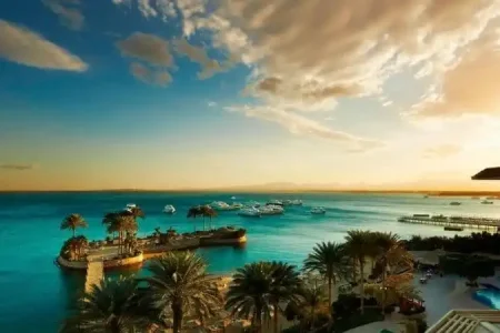 Hurghada Tourism Guide: Best Beaches and Resorts