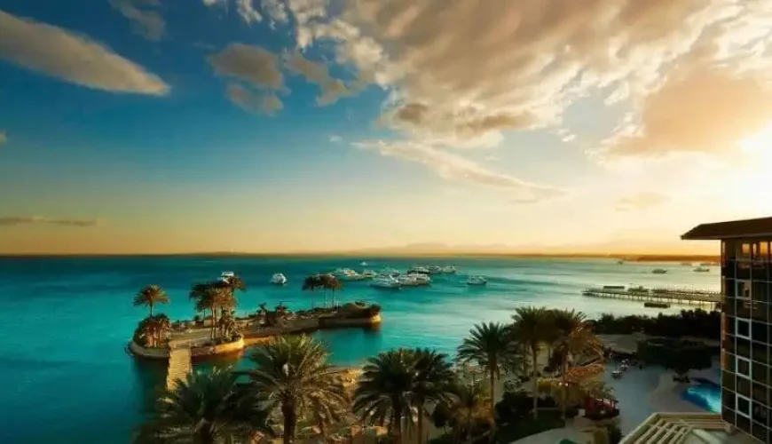 Hurghada Tourism showing Red Sea beaches, coral reefs, and luxury resorts in Egypt