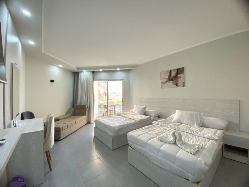 Scandic Twin Studio with Balcony – Sea & Pool View