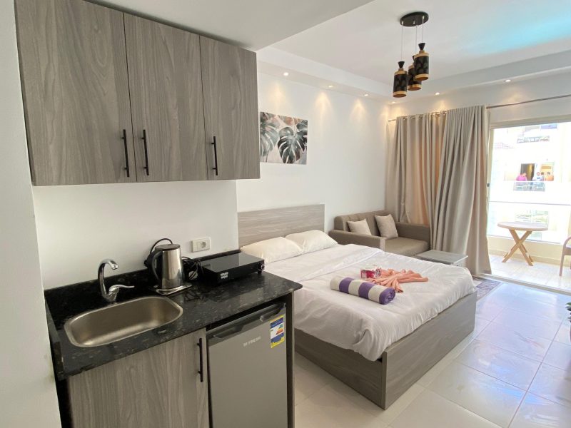 Florenza King Studio with Pool View