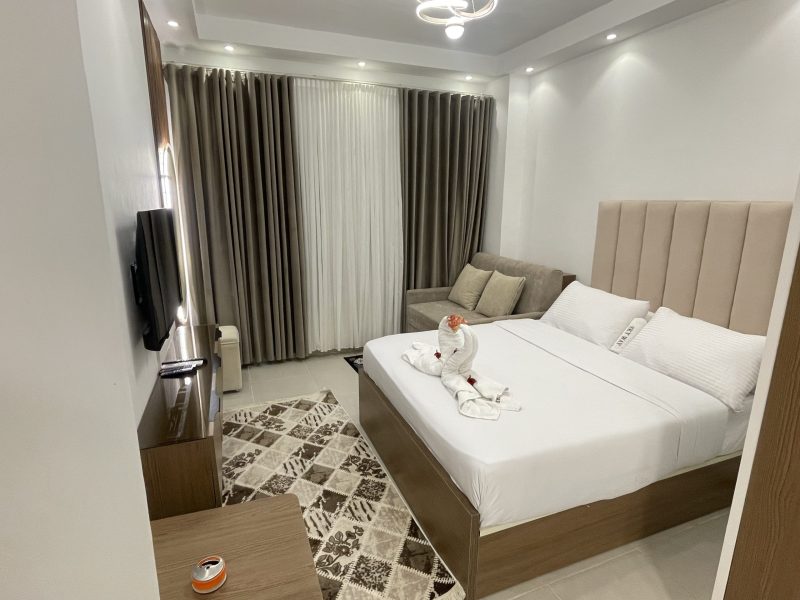 Florenza King Studio with Sofa Bed & Pool View – 2nd Floor