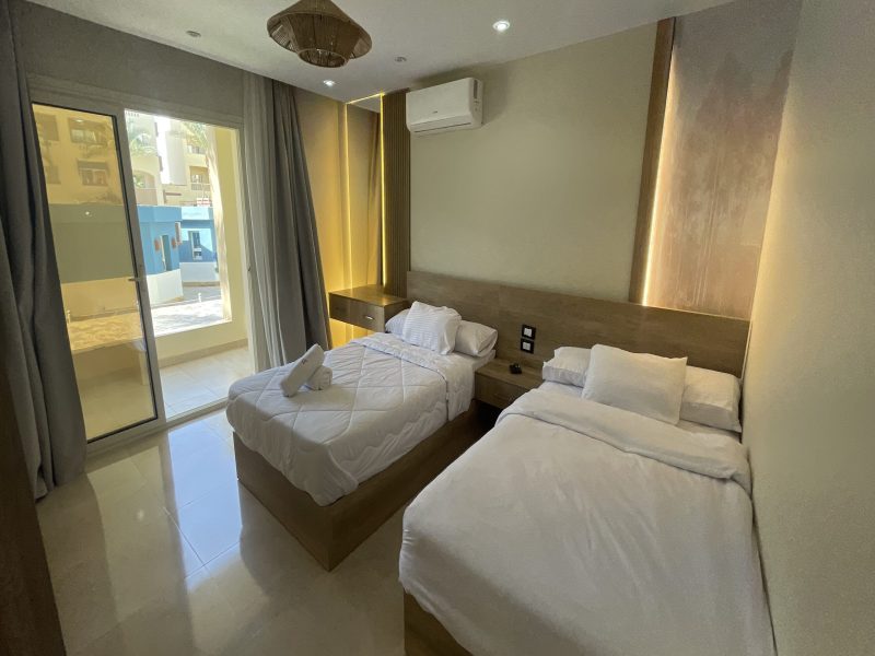Nubia Ground Floor Twin One-Bedroom with Pool View