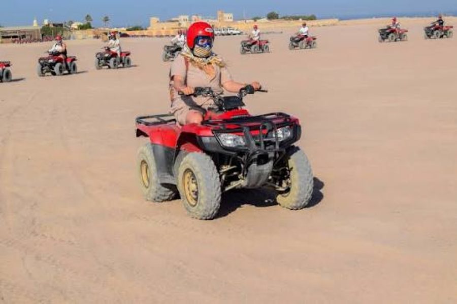 Safari Makadi VIP Moto Tour