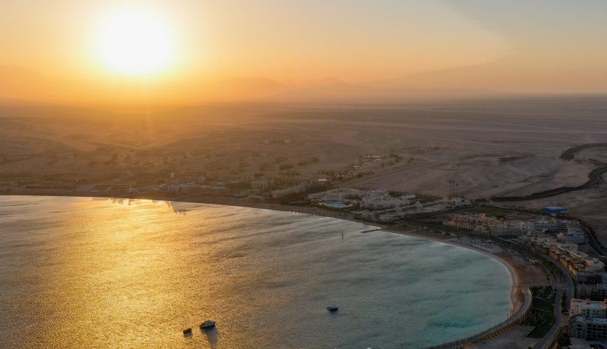 Optimal Times for Experiencing Hurghada: Weather and Sea Conditions