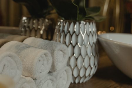 From Welcome Tea to Kese: A Guide to the Turkish Bath Ritual